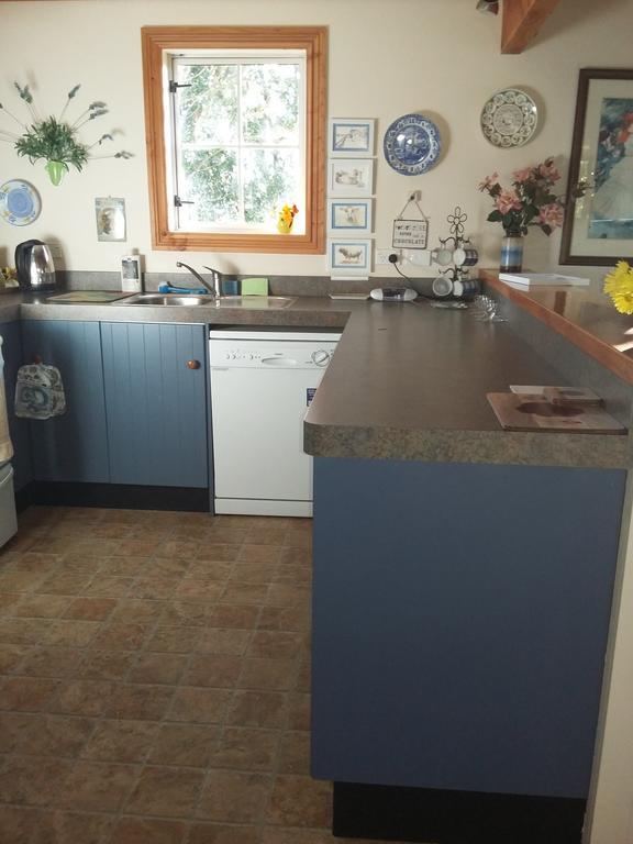 Bumblebee Cottage Greytown Exterior photo